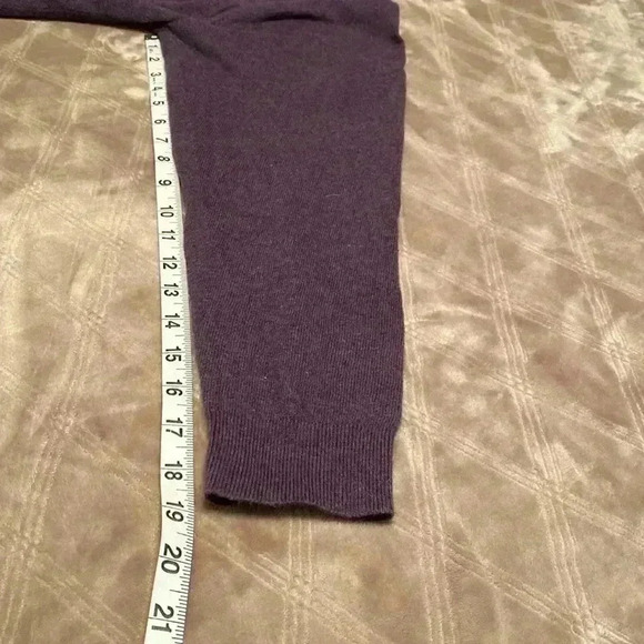 Weatherproof Vintage Mens Cotton Cashmere Plum Colored VNeck Sweater Size Large. - Picture 6 of 10
